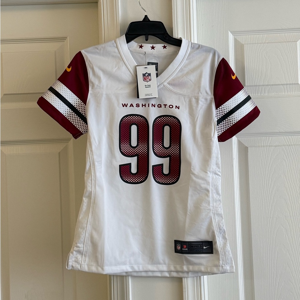Nike Washington commanders Football Jersey - White and Burgundy